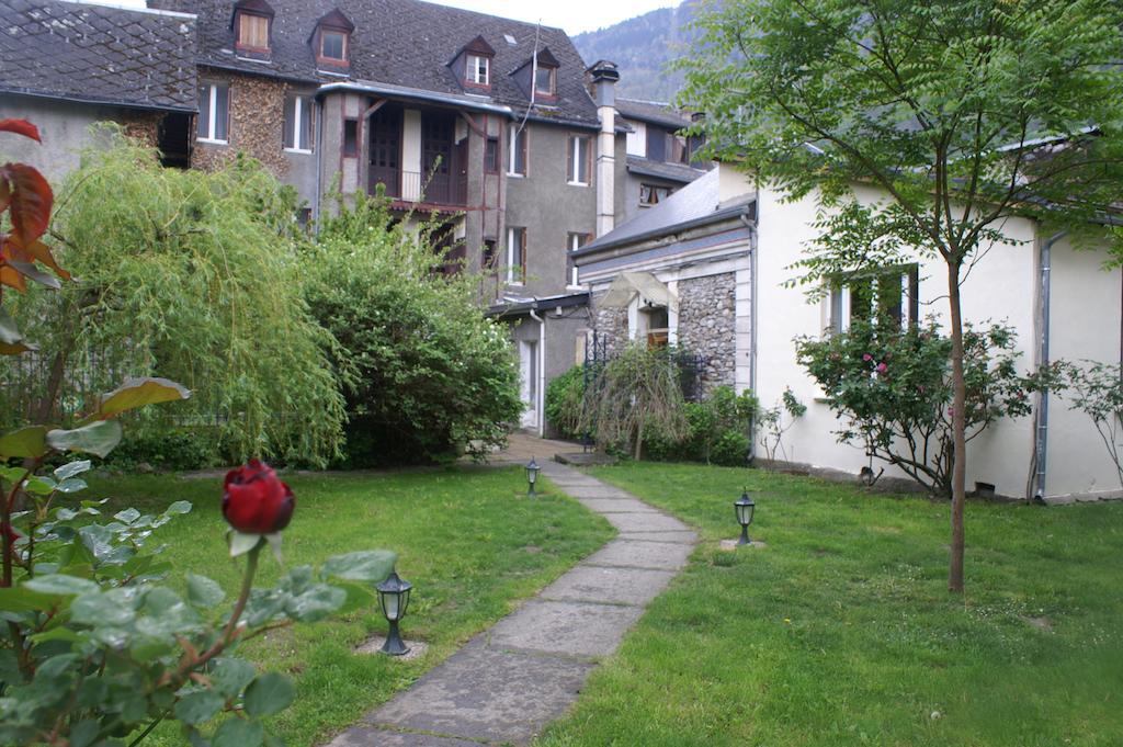 Hotel Celeste Bagneres-de-Luchon Exterior photo